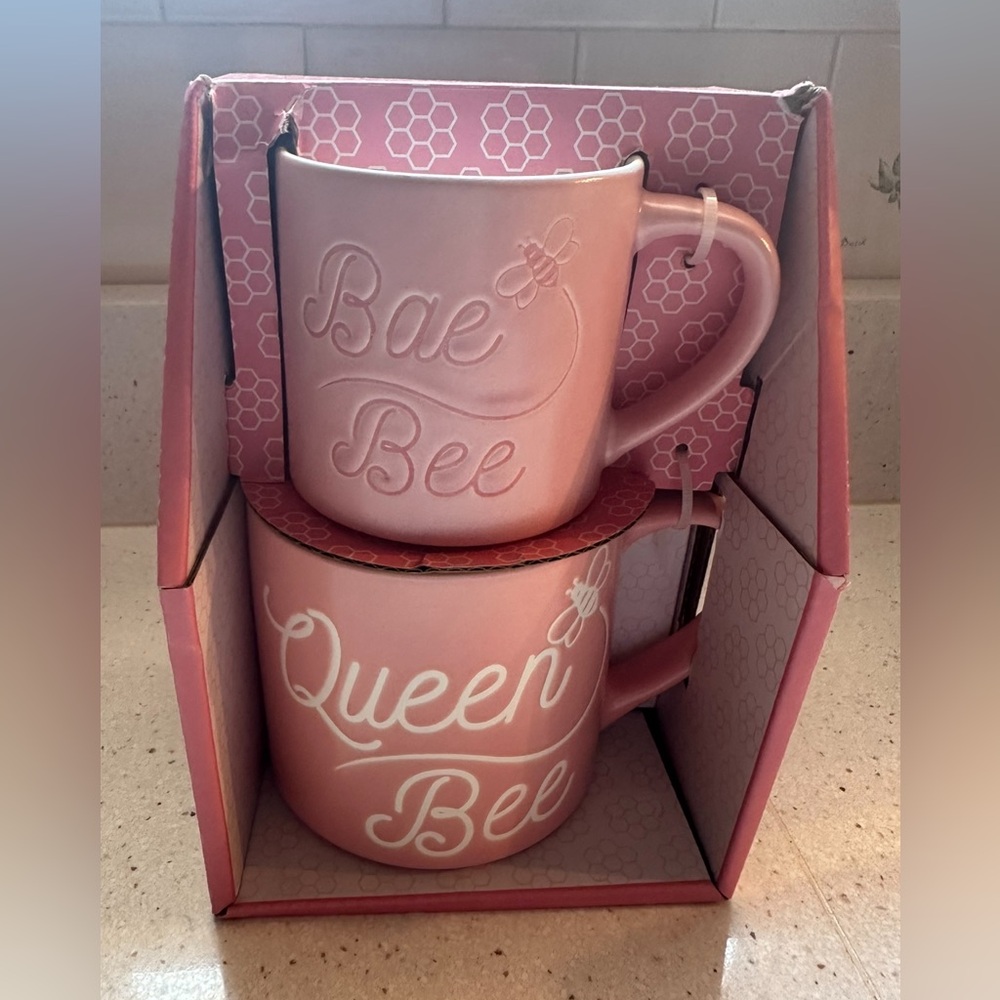 NEW! SHEFFIELD QUEEN BEE AND BAE BEE MUGS
